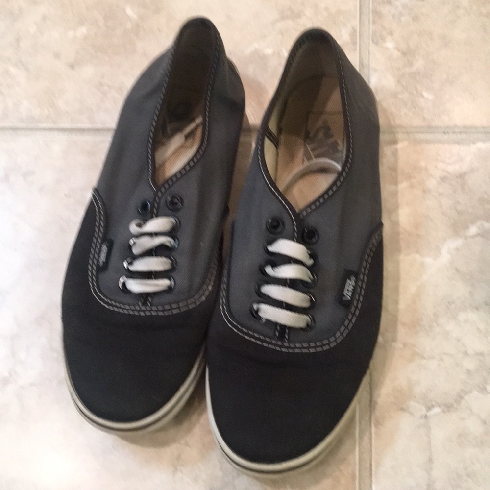 Vans Sneakers